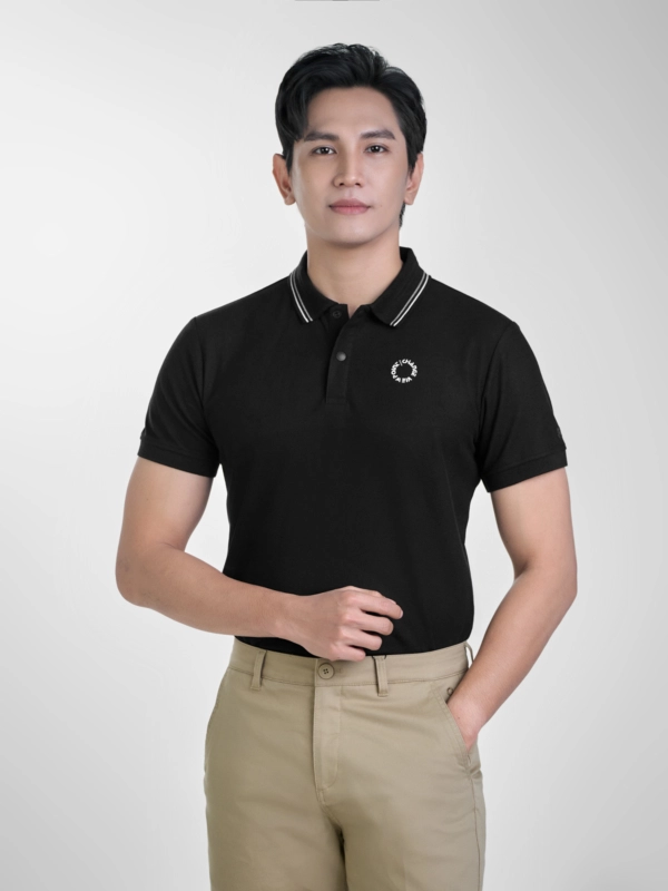 Áo Polo - APV253612 kiểu dáng body fit, tôn dáng người mặc. Màu sắc trung tính, dễ phối đồ. Chất liệu: 58% Cotton 37% Poly 5% Spandex