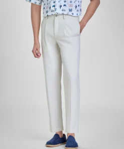 Quần tây - QE252411 kiểu dáng Relax fit năng động, rộng rãi, thoải máiMàu sắc trung tính dễ phối đồ.Chất liệu: 58% Cotton 42% Polyester