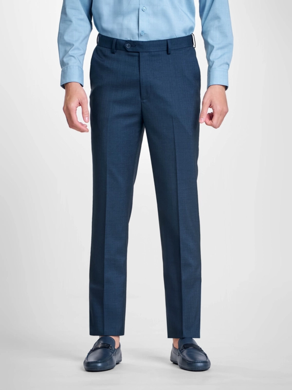 Quần tây - QRT252418 form regular fit thoải mái có tăng đơn co giãn. Màu sắc trung tính dễ phối đồ.Chất liệu:70% Polyester, 27% Rayon, 3% Spandex